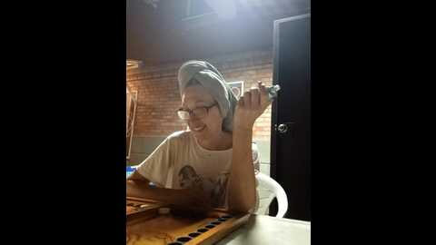 mom___dad @ stripchat on 20230827