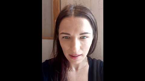 brilliant_queen1 @ stripchat on 20230828