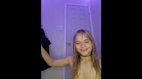 cutiepietease02 @ stripchat on 20230828