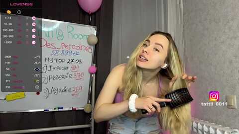 hot_exclusive @ stripchat on 20230828