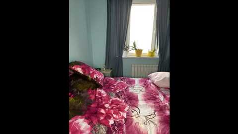 hulklisandra @ stripchat on 20230828