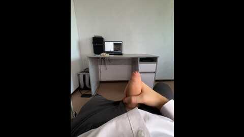 lovebackground @ stripchat on 20230828