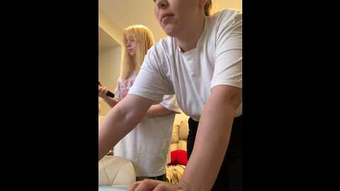 radiants_two @ stripchat on 20230828