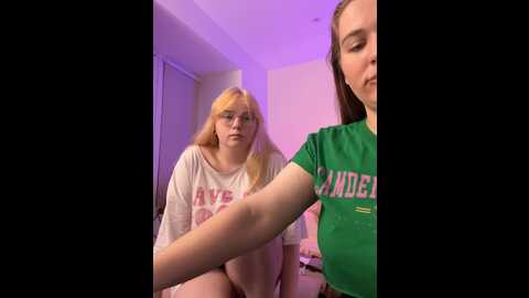radiants_two @ stripchat on 20230828
