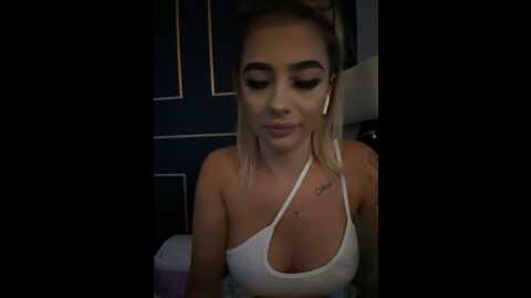 laravegas @ stripchat on 20230829
