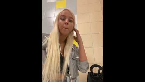 likacat @ stripchat on 20230829