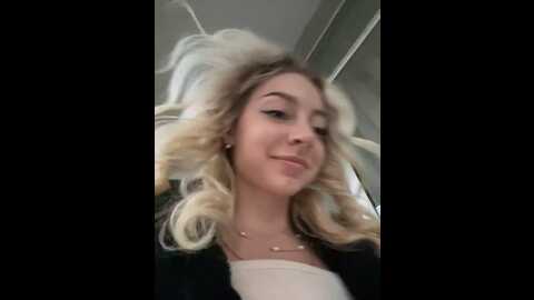 melissa__mur @ stripchat on 20230829