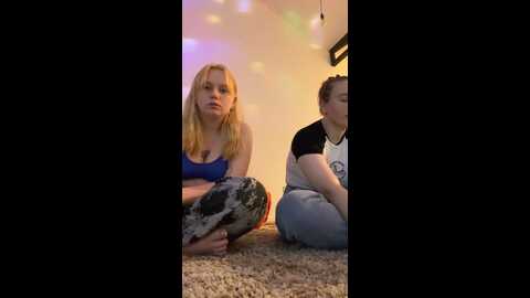 radiants_two @ stripchat on 20230829