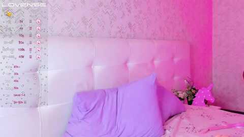 sayl0r_moon @ stripchat on 20230829