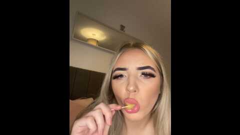 bellerivera @ stripchat on 20230830