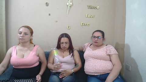 lesb_milf @ stripchat on 20230830