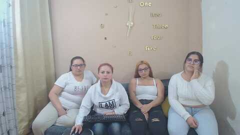 lesb_milf @ stripchat on 20230830