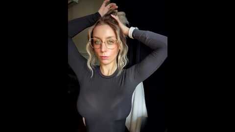 lilyorion @ stripchat on 20230830