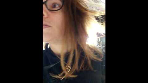 lina_lou4 @ stripchat on 20230830