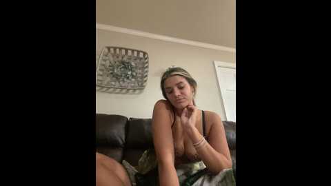 misslola2 @ stripchat on 20230830