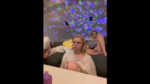 radiants_two @ stripchat on 20230831