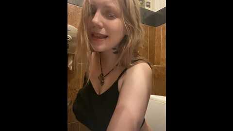 highway_pixie @ stripchat on 20230902