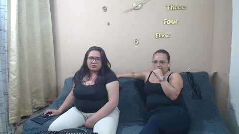 lesb_milf @ stripchat on 20230904