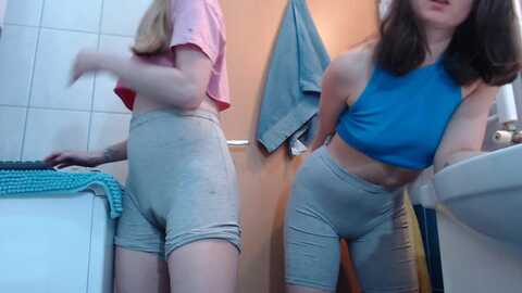 llovers4u2 @ stripchat on 20230905