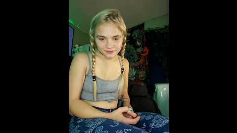 cutiepietease02 @ stripchat on 20230906