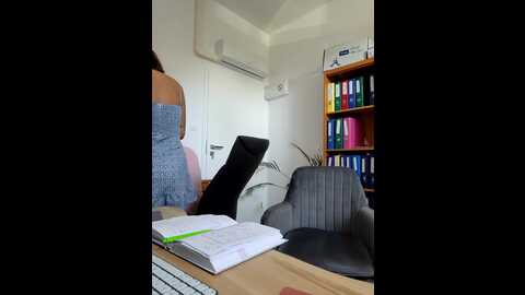 hii_lolla @ stripchat on 20230906
