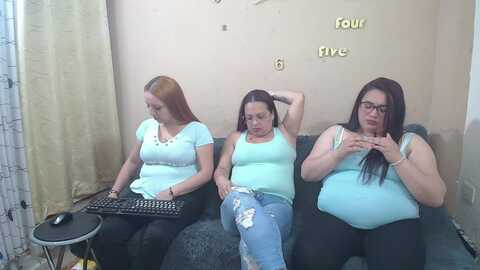 lesb_milf @ stripchat on 20230906