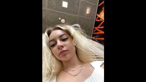 melissa__mur @ stripchat on 20230906