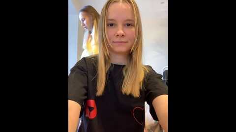 radiants_two @ stripchat on 20230907