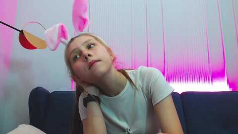 almost_virgin_ @ stripchat on 20230910