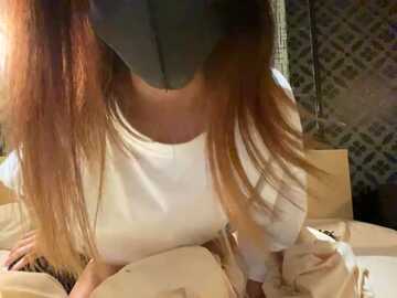 saki00hiro @ stripchat on 20230910