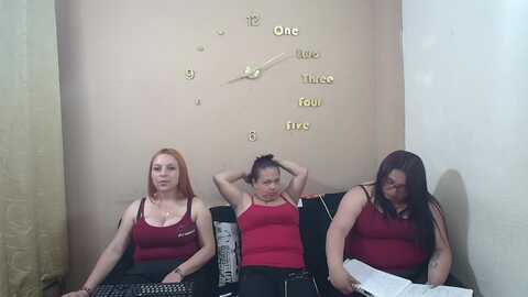 lesb_milf @ stripchat on 20230912