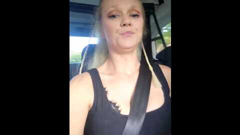 little_leni @ stripchat on 20230916
