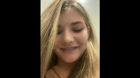 holy_tereza @ stripchat on 20230917