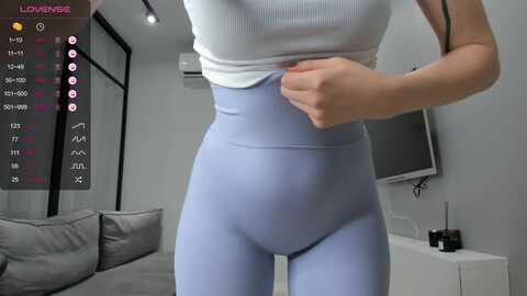 lulahofyn @ stripchat on 20230917