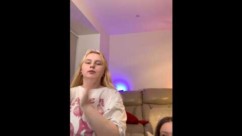 radiants_two @ stripchat on 20230917