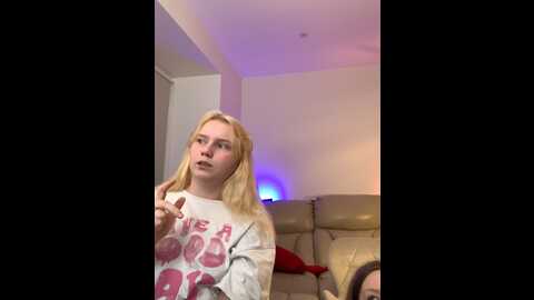 radiants_two @ stripchat on 20230917