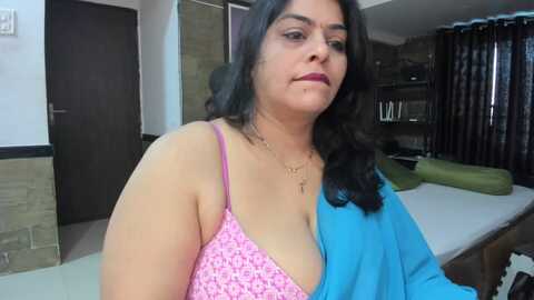 tarivishu23 @ stripchat on 20230920