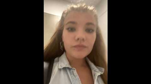 holy_tereza @ stripchat on 20230922