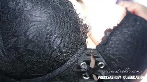 prettyashley_queendasha