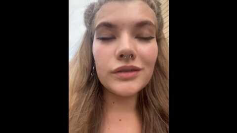 holy_tereza @ stripchat on 20230923