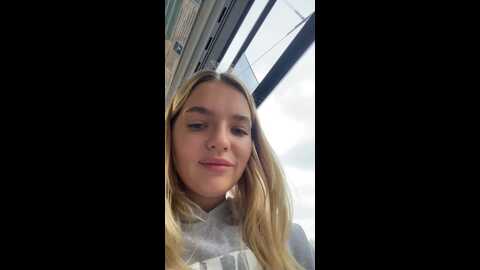 legally_blonde @ stripchat on 20230923