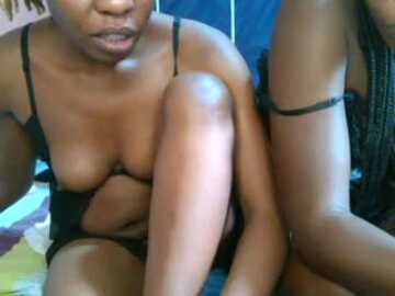 t_naughtylicia @ stripchat on 20230924