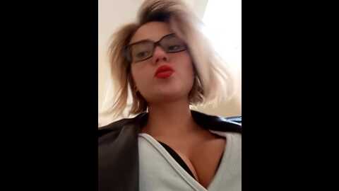 miss_reina @ stripchat on 20230927