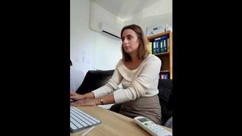 hii_lolla @ stripchat on 20230928