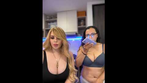 alirawrz @ stripchat on 20231003