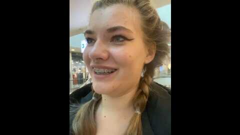 holy_tereza @ stripchat on 20231007
