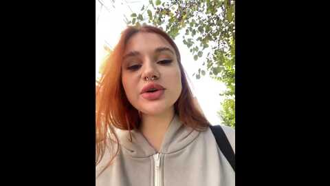 redkarina @ stripchat on 20231008