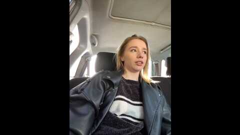 sssativa_model @ stripchat on 20231010