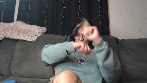 miacanela_xo @ stripchat on 20231011