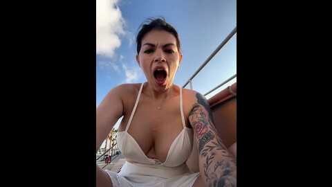 carlaconnor80 @ stripchat on 20231013